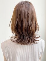 トゥーナ 表参道(tona) ミディアムレイヤー、外ハネボブ、グレージュ、脱白髪染め☆