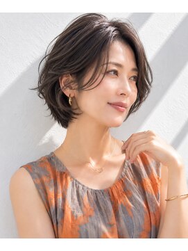 アッシュ 学芸大学店(Ash) ショートボブ/大人女性/ナチュラルグレー/白髪ぼかし/脱白髪染め