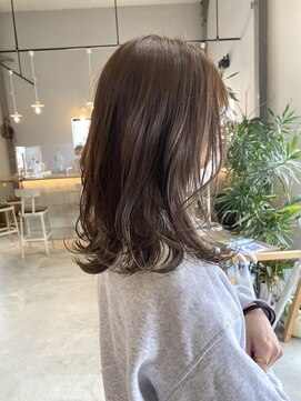 ソーコ(SOKO) アッシュベージュ