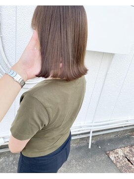 ニド(2do) マロンベージュ＋切りっぱなしボブ