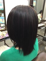 ビューティアンドスパ ガガ(GAGA)&nbsp;ブラックベースに白髪ぼかしハイライトで上手に白髪隠し