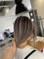 ナンバー 竪町(number+)&nbsp;筋感たっぷりバレイヤージュ