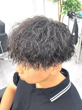 ノイセル 心斎橋(Noisyle) guest snap　前下がりマッシュ×ツイストスパイラルパーマ