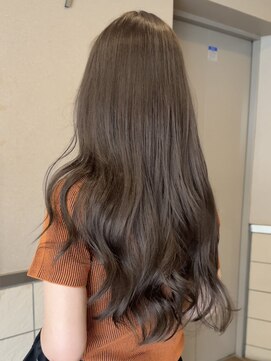 ヴィヴィー 福岡天神店(VIVIE) 赤み消し透明感グレージュ