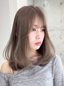 ロンドブルーム 天神大名店(Lond Bloom) 柔らかく上品な大人ミディアムヘア