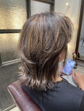 ミリ 千歳烏山(Mili CARE&SPA) 洗練されたハイライトミディウルフ