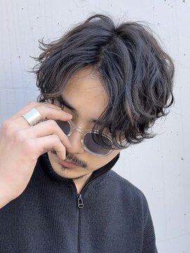フィフス 大分(fifth) 大分スパイラルパーマメンズカットマッシュセンターパート30代