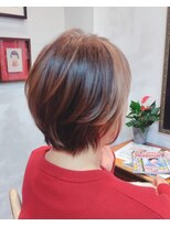 ミーノ(mieno) ノンジアミンカラー/白髪ぼかし艶髪ショート