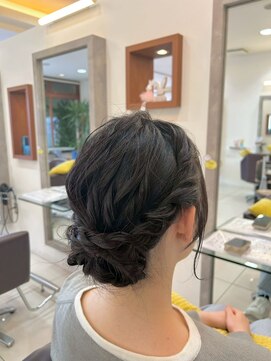 ノット 成田公津の杜(Knot) 黒髪/オリーブグレー/小顔/ココアベージュ/成田公津の杜駅