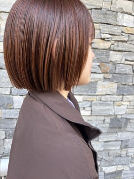 ブラン(Le BLANC) 【八幡 望弓】オレンジカラー顎ライン切りっぱなしボブ