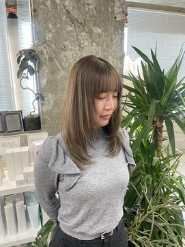 リラクオーレ 三宮 元町(LIRA CUORE) レイヤーカット