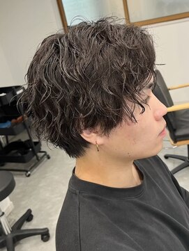 フゥ 宇都宮戸祭(FeU) 宇都宮メンズカットメンズパーマ波巻きスパイラルパーマツイスパ