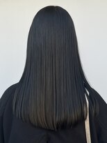 シベル(sibell)&nbsp;黒髪ストレートロングレイヤーミディアム髪質改善ストレートヘア