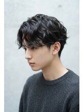 スタリー(Starry)&nbsp;かかりすぎないスパイラルパーマ/メンズカット/20代/30代/40代