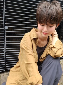 グロウミドル(GROW middle) 厚めの前髪が大人可愛い黒髪マッシュショート　野村恵子