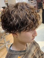 フィフス 栄(fifth)&nbsp;ツイストスパイラルパーマツーブロックメンズマッシュ