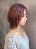 外ハネボブ 顔周りカット ピンクアッシュ 20代30代 艶カラー