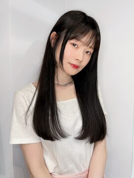 ディーエックス スリー(Dxxxx III) 小顔シースルーバングナチュラル黒髪ネビージュヘア KAITO