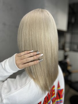 ワン(ONE) blonde