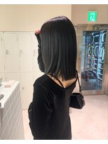 ネウィ 広島(newi)&nbsp;ワンレンボブ前下がりショート内巻きワンカール鎖骨ミディアム