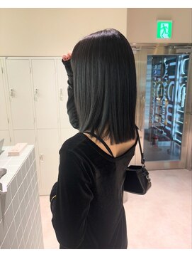 ネウィ 広島(newi) ワンレンボブ前下がりショート内巻きワンカール鎖骨ミディアム