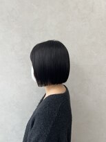 クム 横浜(qumu)&nbsp;前下がりボブ×切りっぱなしボブ　qumu横浜　saki