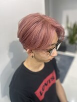 ホワイトベージュに落ちる春ピンク
