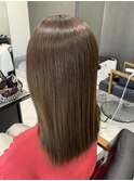 レイヤーカット×ショコラブラウン