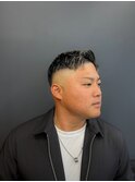 20代30代40代ビジネスにも◎スキンフェード×アップバング