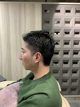 ラブリエ(La Briller) ツーブショート 30代 メンズカット