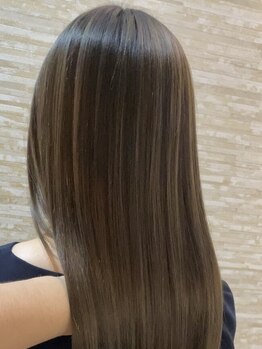 リッコ(Ricco)の写真/透明感のあるカラーでトレンドを抑えたスタイルに♪あなたの個性を活かしたワンランク上の仕上がりへ―。