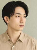 にもう&nbsp;刈り上げセンターパート　ニュアンス