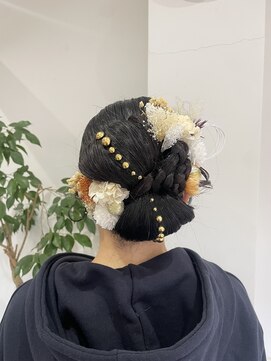 ヘアーアンドメイクアップモパ 成人式ヘア