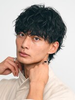 フィフス(fifth)&nbsp;原宿ルーズヘアシャドウパーママッシュウルフ刈り上げ黒髪fifth