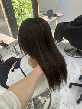 ロンドルピナス 小倉(Lond Lupinus) ミディアムレイヤーカット/似合わせカット/大人ガーリー/20代