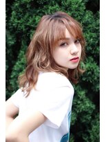 クーエフー(coo et fuu)&nbsp;【表参道】厚めバングのレイヤーミディアムを外国人風に♪藤沢
