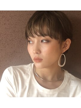 ビュート ヘアー ジョージ(Beaut Hair GEORGE) ショートボブが得意　丸山　３０代から５０代の大人女性へボブ