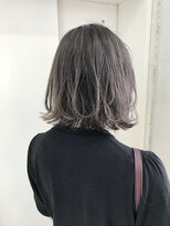 ヘアーデザイン シュシュ(hair design Chou Chou by Yone) 外ハネ内巻きボブ＆グレーベージュ♪