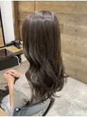 オリーブベージュ 正木ゆかり