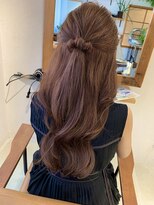 リリィ ヘアデザイン(LiLy hair design) Lilyhairdesign・韓国巻き／ハーフアップ
