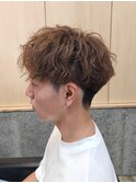 刈り上げショートマッシュメンズ波巻きツイストスパイラルパーマ