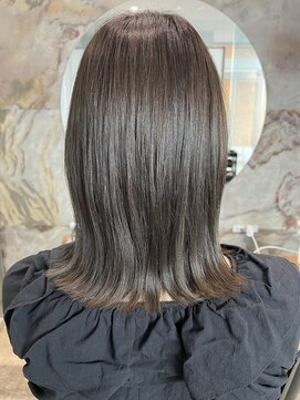 ビーヒアナウ 金沢県庁店(BE HERE NOW) アッシュグレージュ