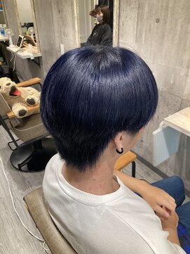 パダ(PADA) お洒落なブルーブラック！