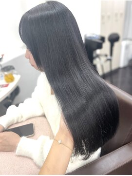 ミシェリー(misherry) レイヤーカット/グレージュカラー/アッシュカラー