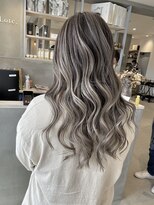 ロテ(LOTE.)&nbsp;ハイライト/髪質改善/ブリーチ/切りっぱなし/一宮/妙興寺