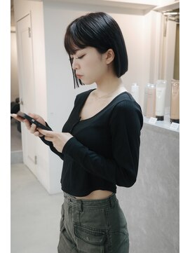 フェイヴィーズ(FavyS) スタイリングオイルなし切りっぱなしボブ