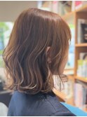 大人かわいいミディアムパーマ