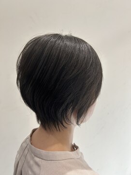 アース 天満橋店(HAIR & MAKE EARTH) 20代30代大人ショートボブｘ小顔ウルフカット丸みショート