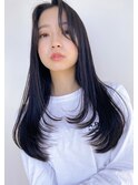 大人美人艶ブルーブラック小顔カット透明感レイヤーロング