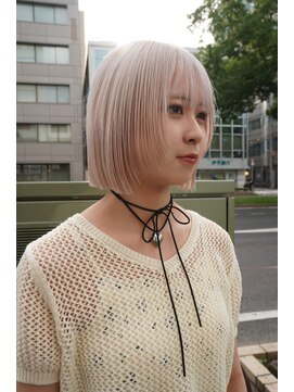 ココモ(KOKOMO) 【三野隼澄】ホワイトブロンド×ウルフボブ